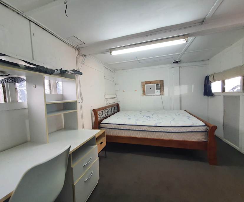 Furnished room with own bathroom