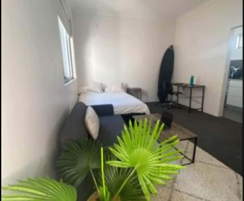 Furnished room studio flat for rent