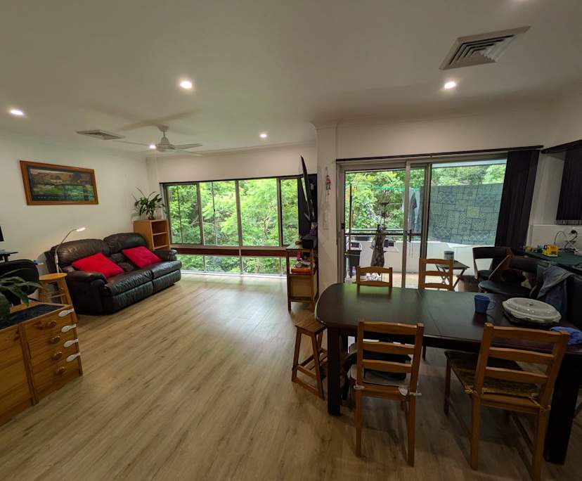 Whole property with 2 rooms for rent