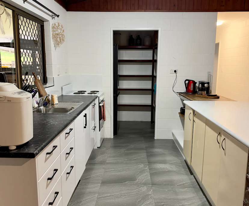 $330, Share-house, 3 bathrooms, Smithfield QLD 4878