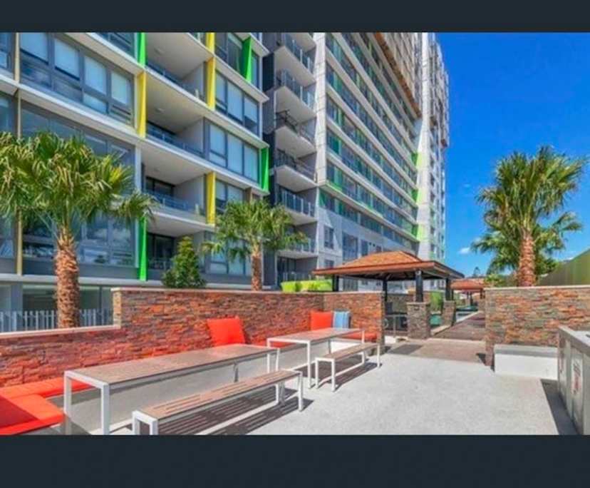$550, Flatshare, 2 bathrooms, Fortitude Valley QLD 4006