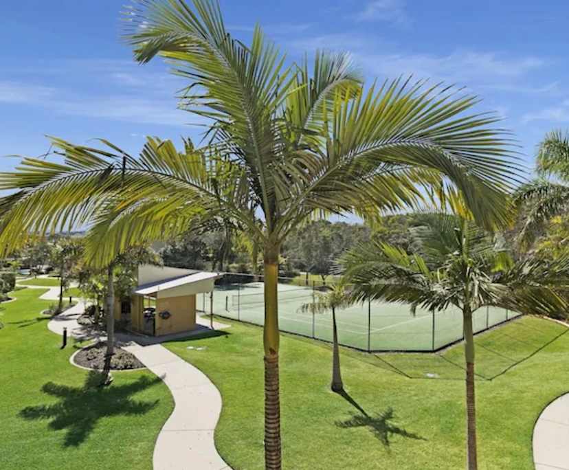 $350, Flatshare, 3 bathrooms, Marcoola QLD 4564