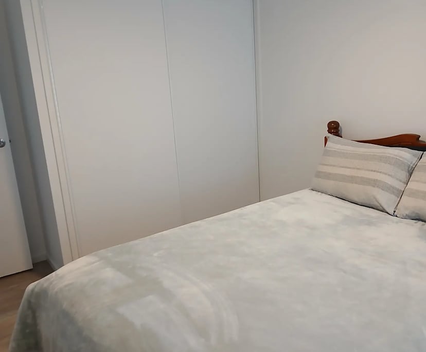 Room in a share house