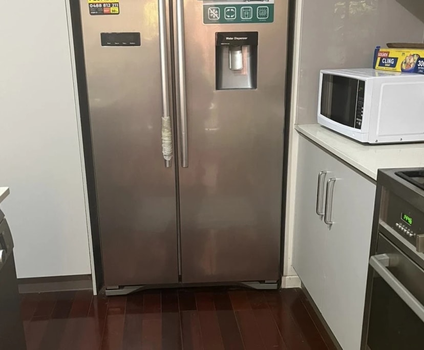 Room in a share house