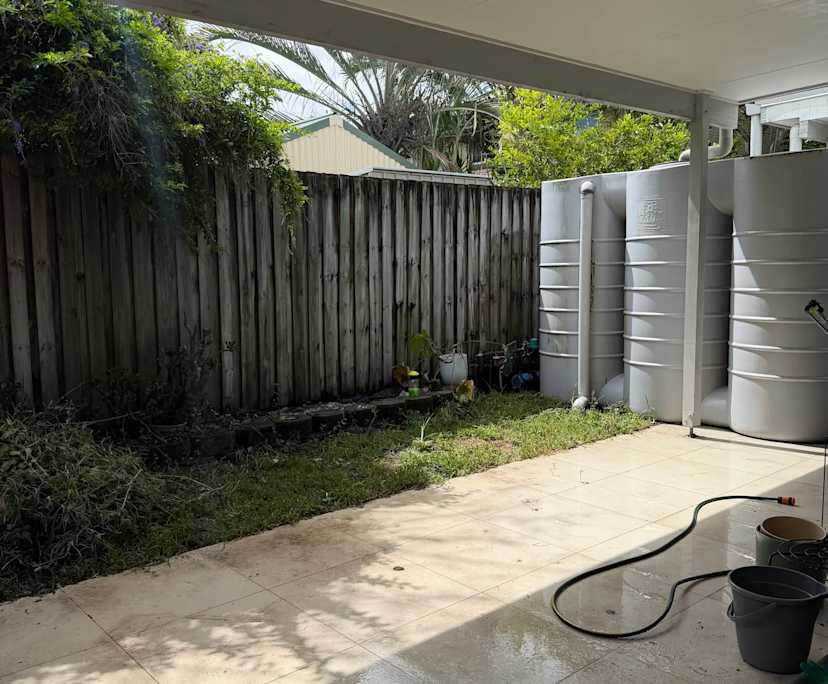 $375, Flatshare, 3 bathrooms, Greenslopes QLD 4120