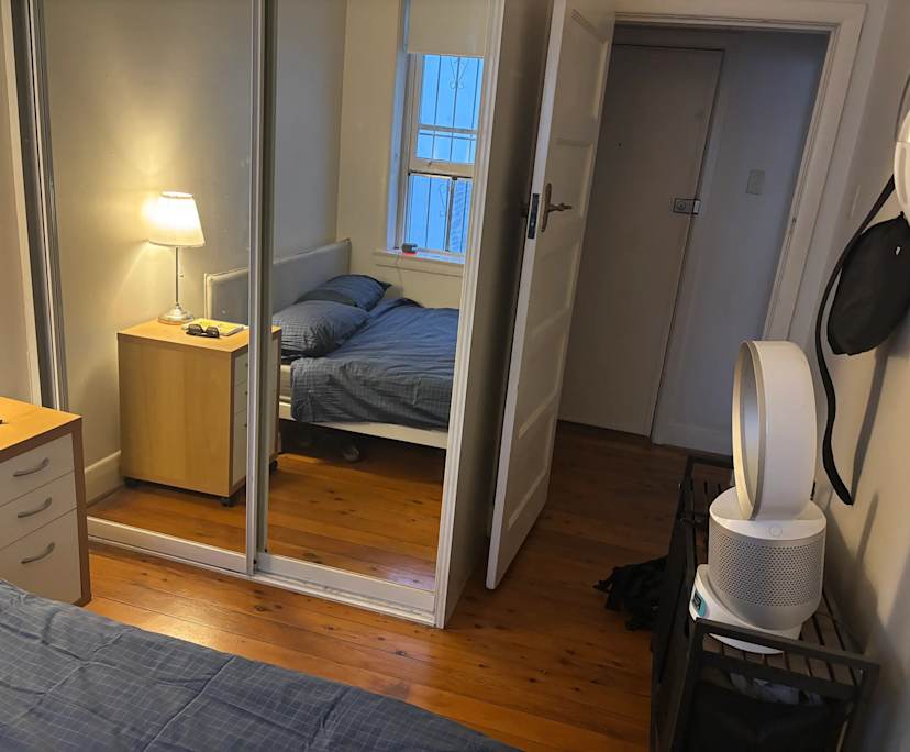 Unfurnished room in a flatshare