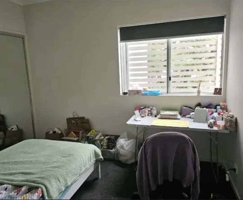 $290, Flatshare, 2 bathrooms, Indooroopilly QLD 4068