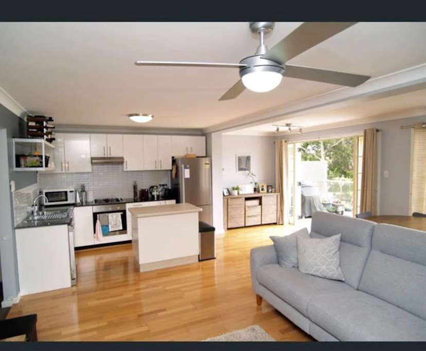 Unfurnished room in a flatshare