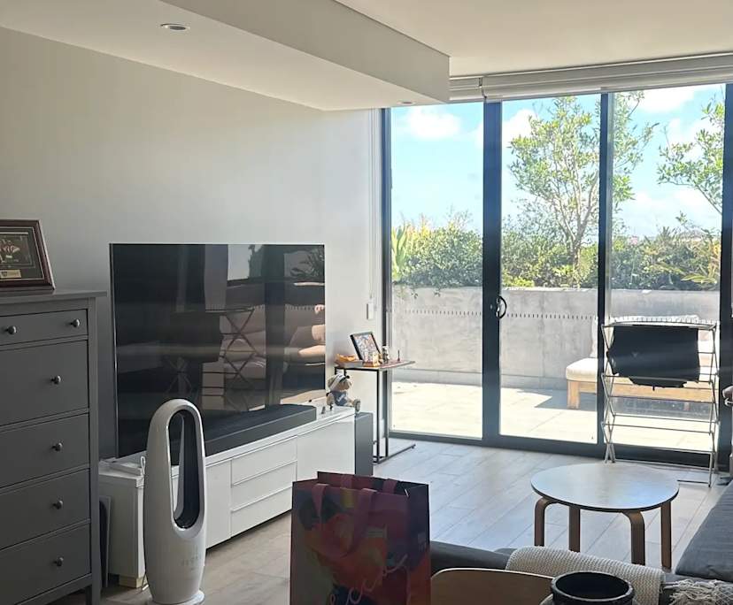 $380, Flatshare, 2 bathrooms, Erskineville NSW 2043