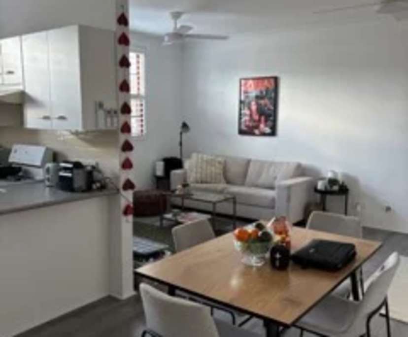 Unfurnished room in a share house
