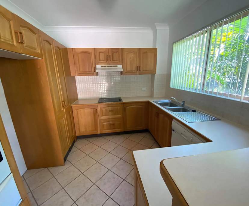 Unfurnished room in a share house