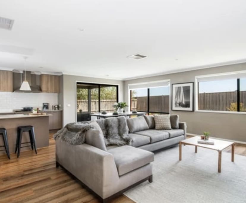 $265, Share-house, 4 bathrooms, Mount Duneed VIC 3217