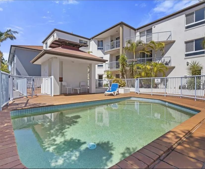 Furnished room in a flatshare