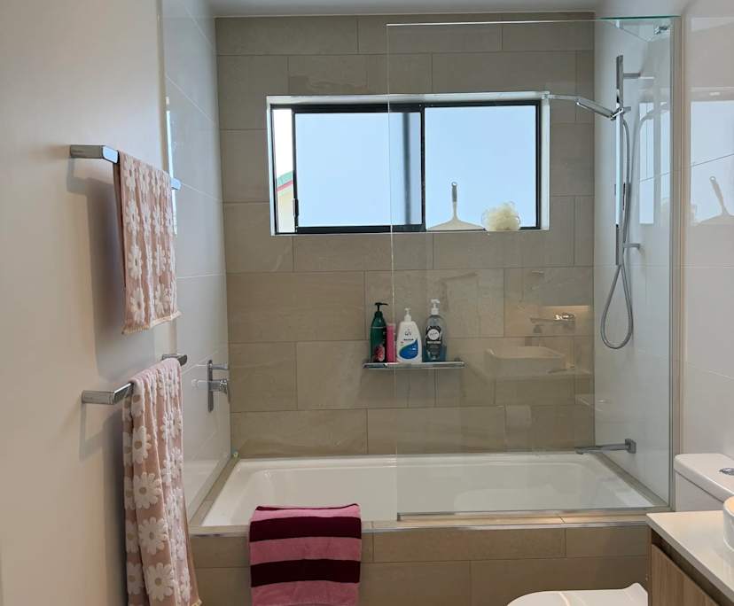 $300, Share-house, 4 bathrooms, Wynnum West QLD 4178