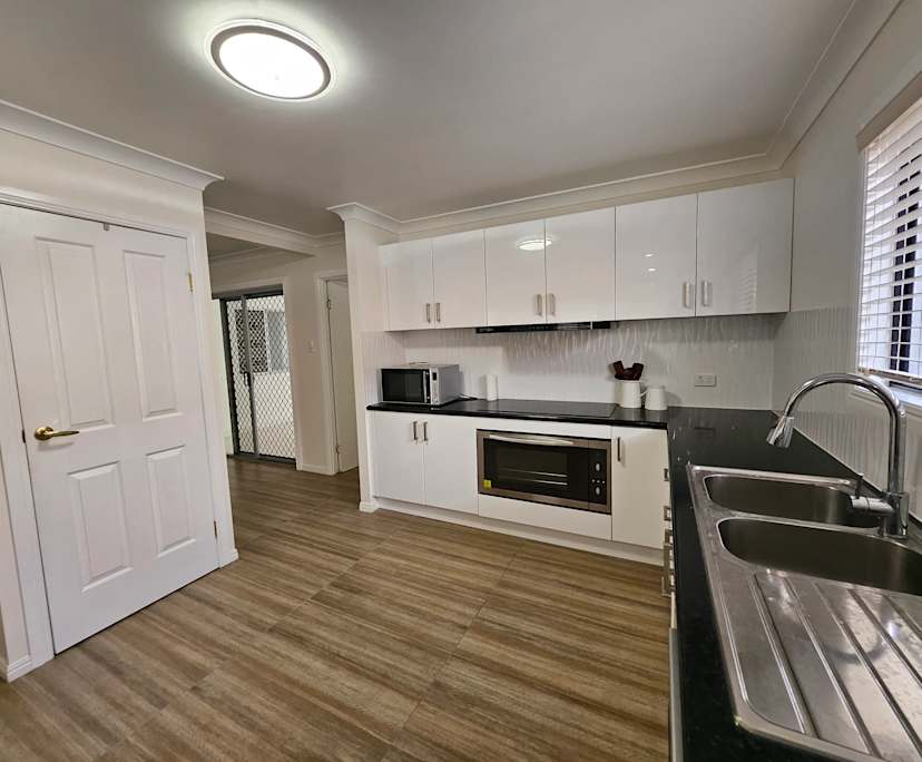 propertyImage