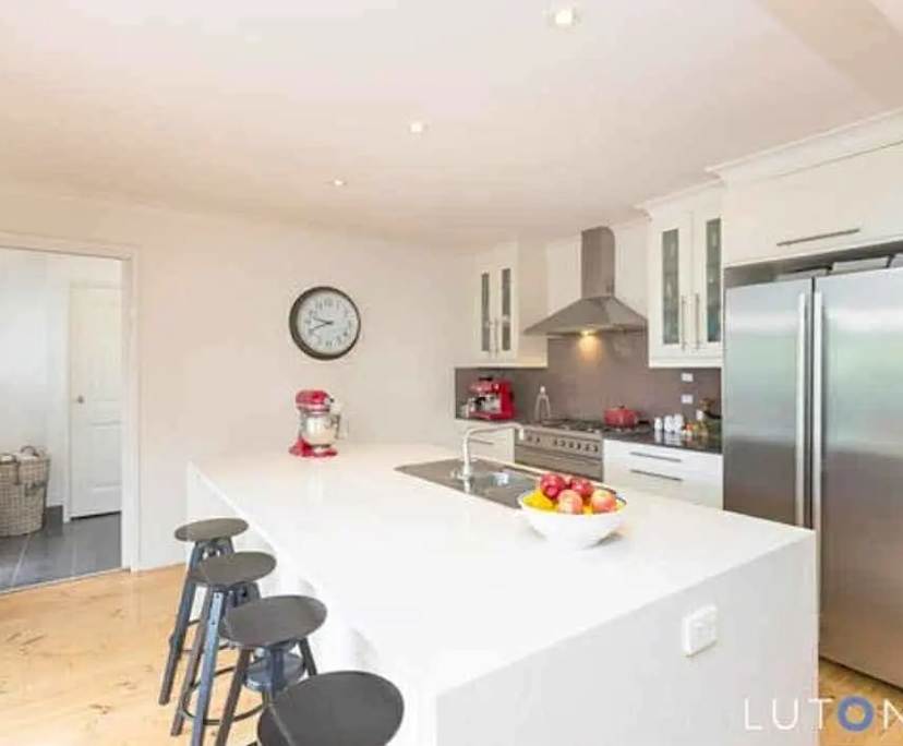 $240, Share-house, 4 bathrooms, Weston ACT 2611