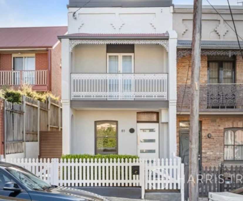 Unfurnished room in a share house