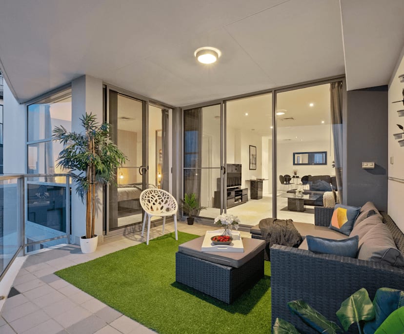 $800, Whole-property, 2 bathrooms, East Perth WA 6004