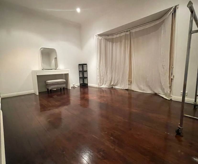 Unfurnished room with own bathroom