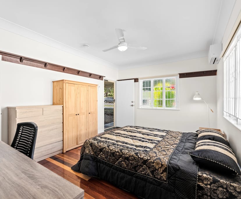 Room for Rent in Ipswich, QLD 310, Furnished, Ens...
