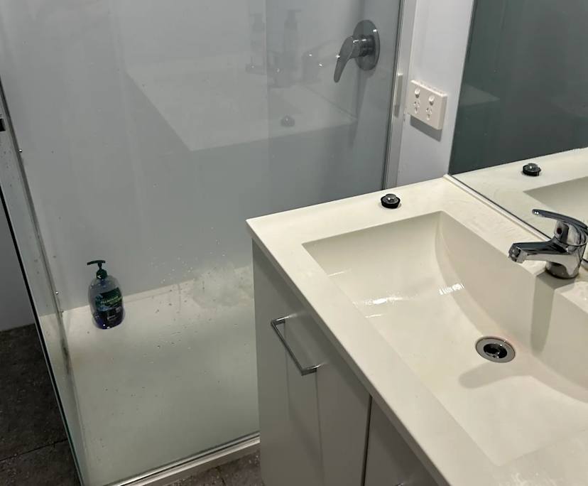 Unfurnished room in a share house