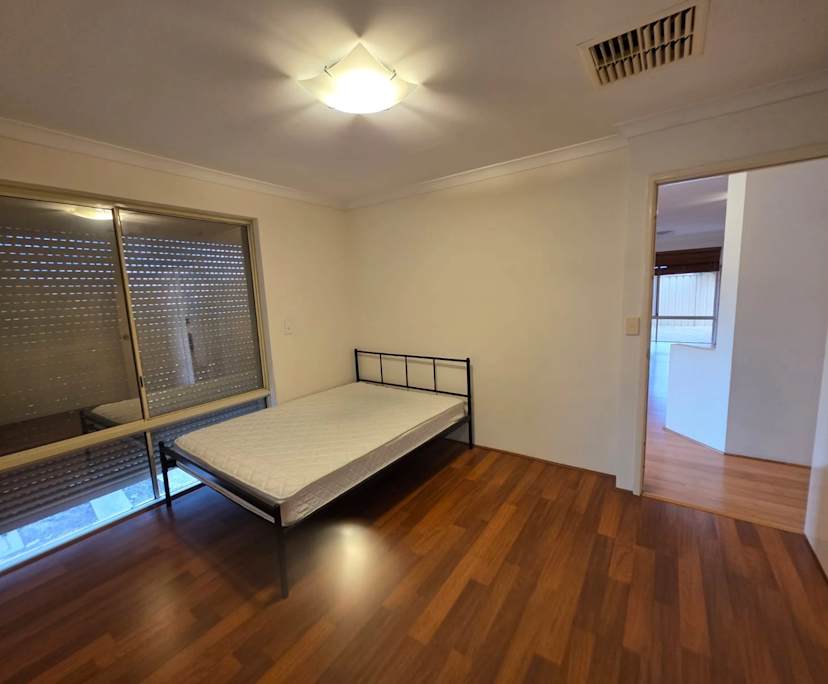 $1,000, Whole-property, 4 bathrooms, Forrestfield WA 6058