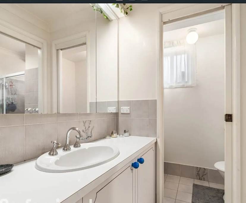 $250, Share-house, 3 bathrooms, Orange NSW 2800