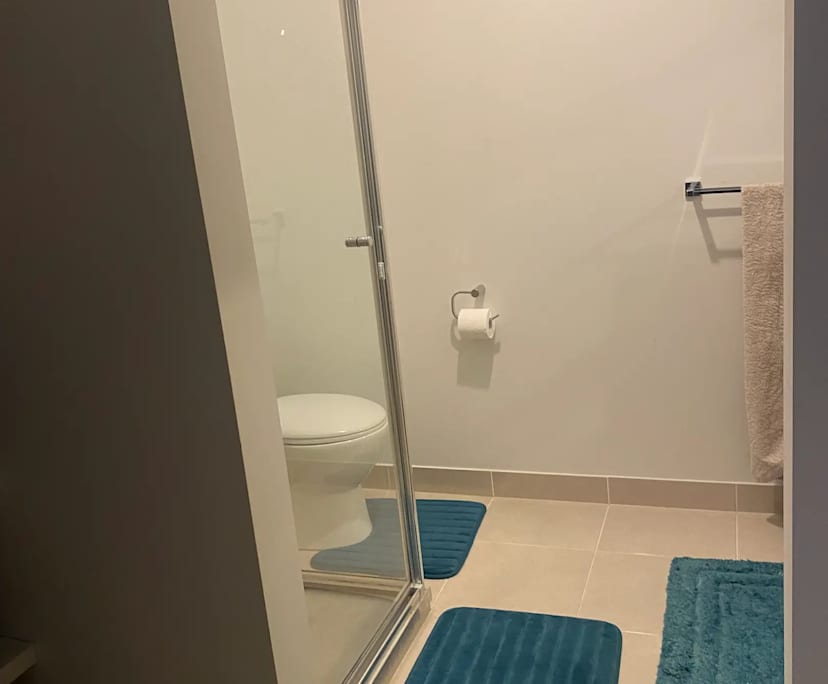 $325, Homestay, 4 bathrooms, Botanic Ridge VIC 3977