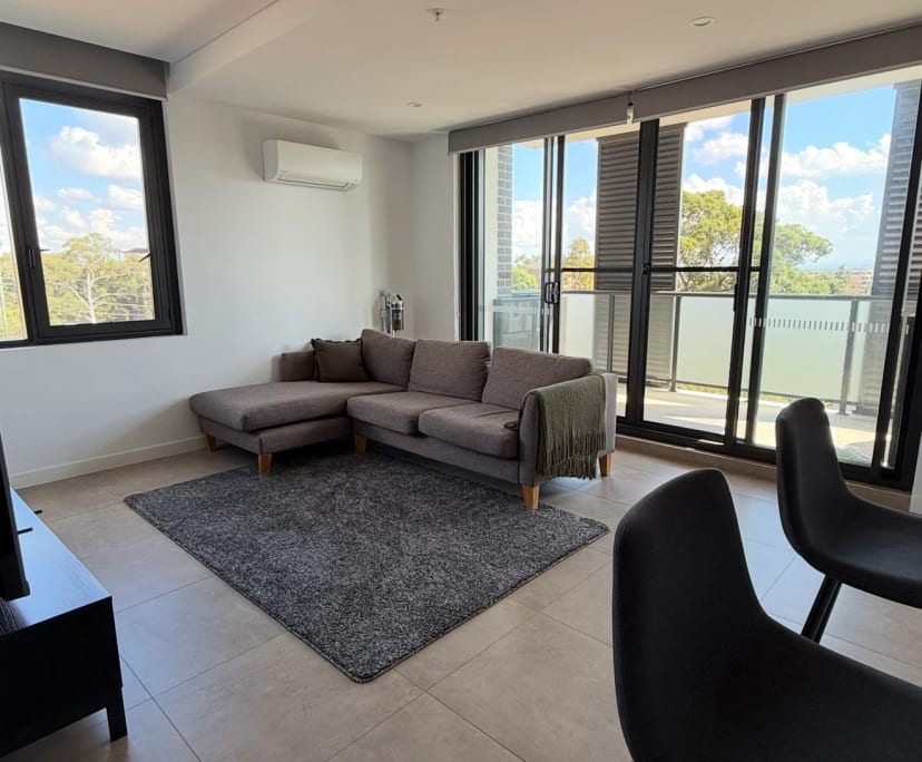 Unfurnished room with own bathroom
