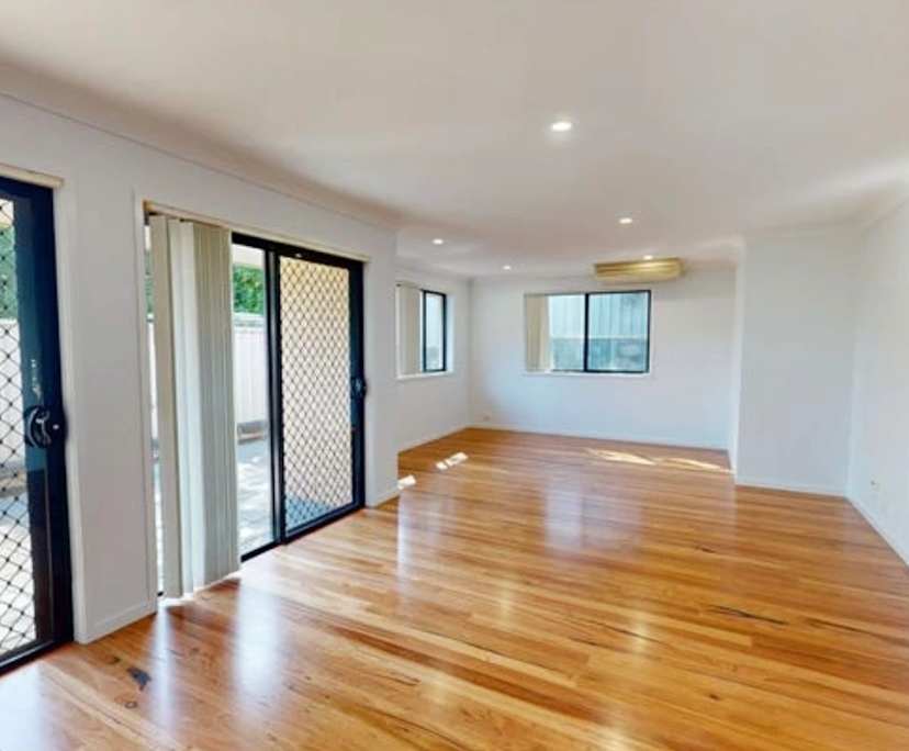 Whole property with 3 rooms for rent