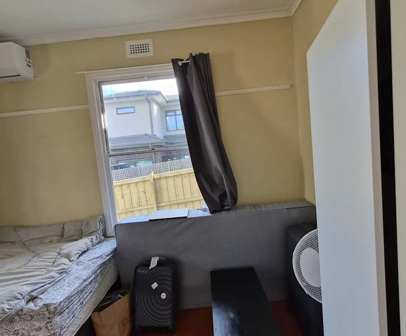 Furnished room with own bathroom