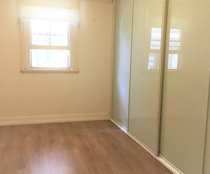 Whole property with 3 rooms for rent