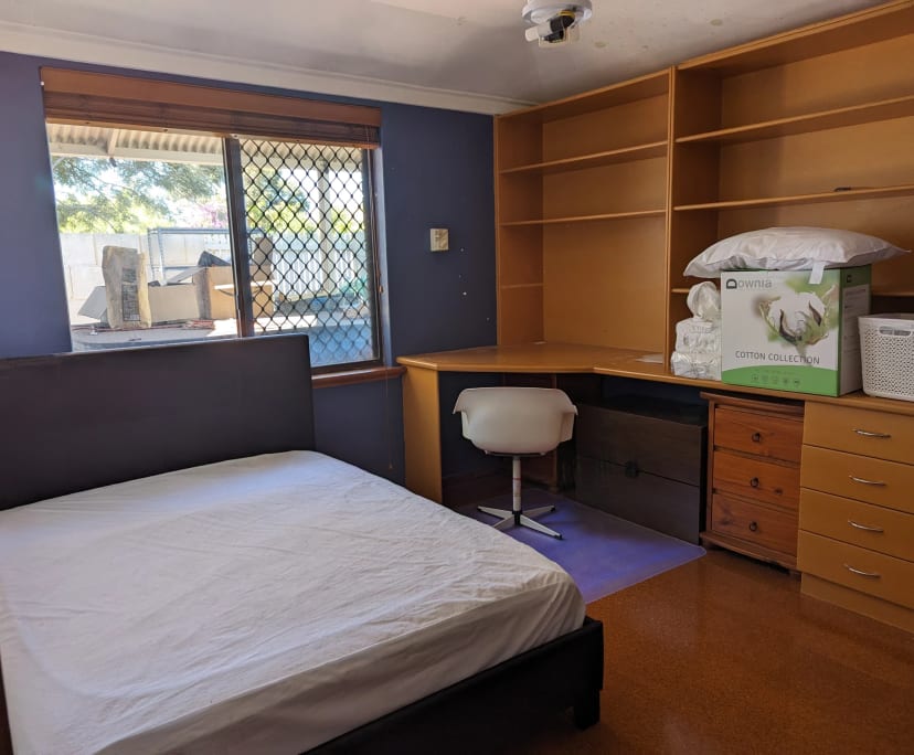 $450, Share-house, 4 bathrooms, Bateman WA 6150