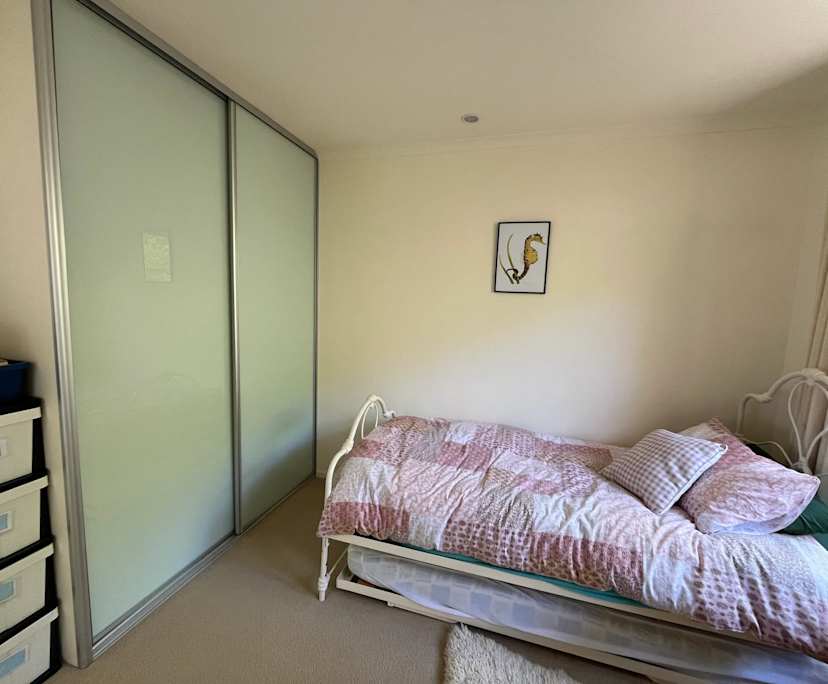 $350, Share-house, 2 bathrooms, Taroona TAS 7053