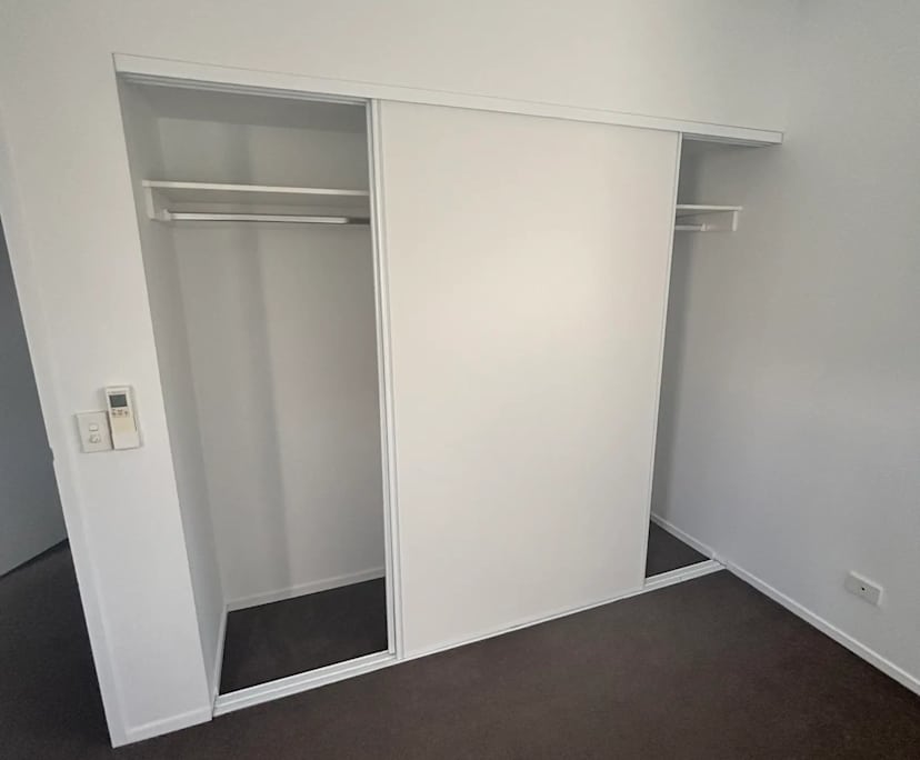 Unfurnished room with own bathroom