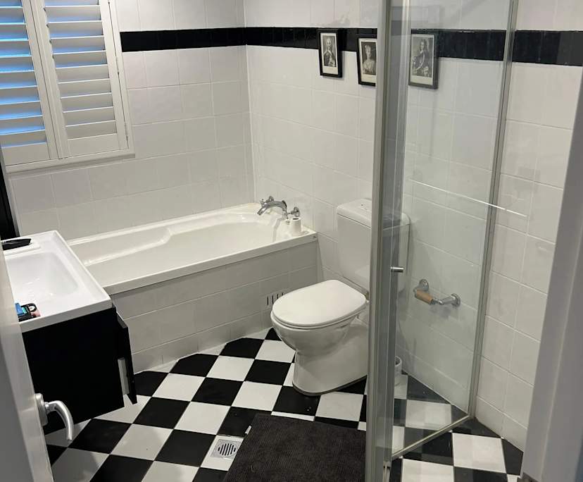 $550, Homestay, 2 bathrooms, Kensington NSW 2033