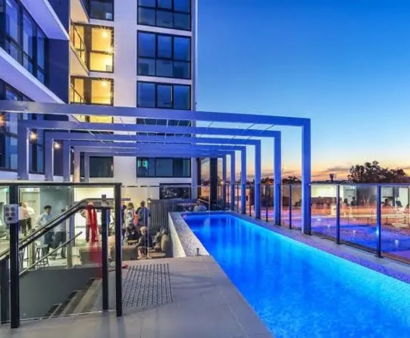 $250, Flatshare, 3 bathrooms, Albion QLD 4010