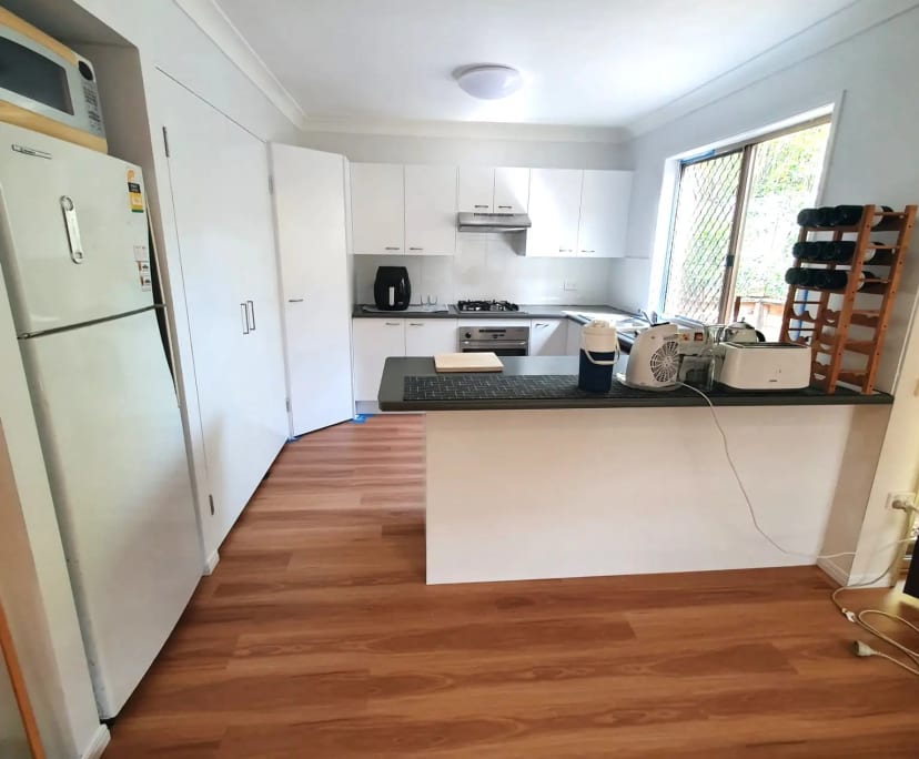 $450, Homestay, 4 bathrooms, Chapel Hill QLD 4069