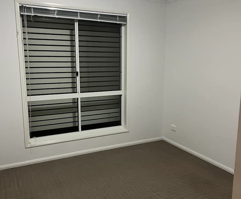 $300, Flatshare, 2 rooms, Glenvale QLD 4350, Glenvale QLD 4350