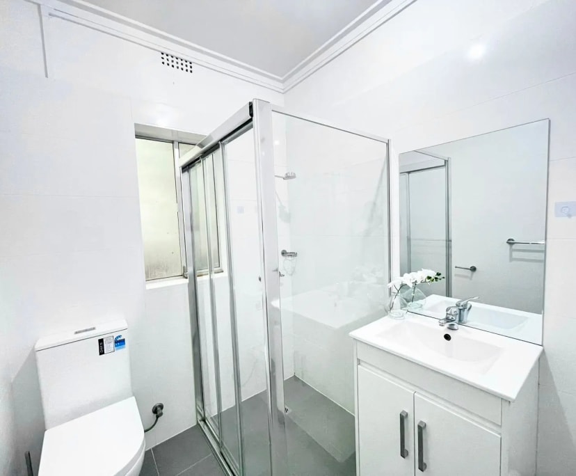 $600, Whole-property, 2 bathrooms, Wollongong NSW 2500