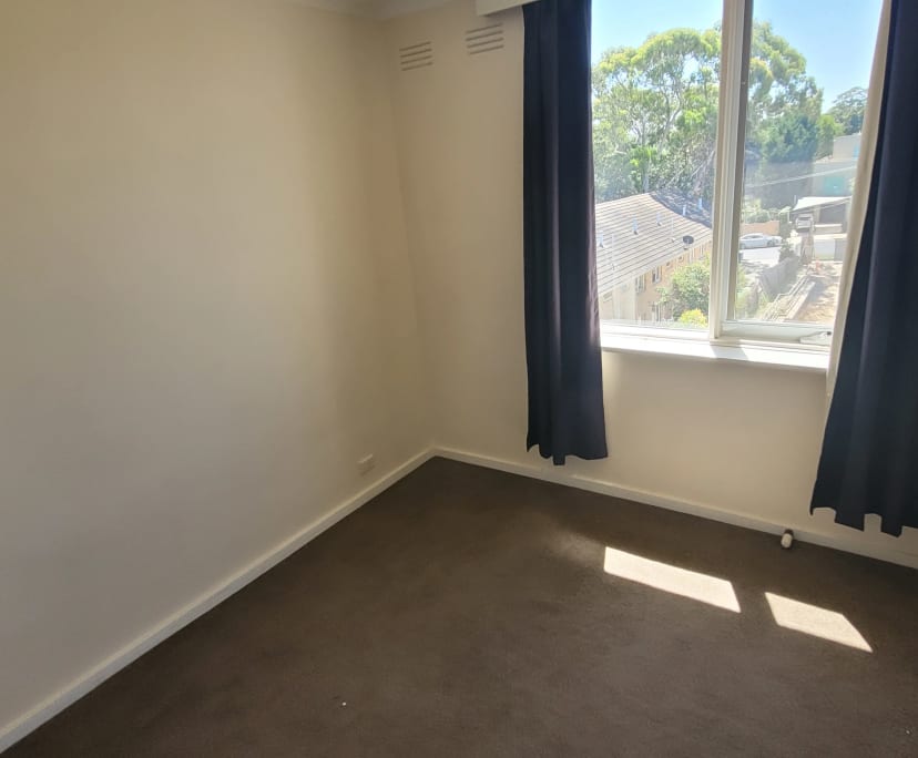 Unfurnished room in a flatshare