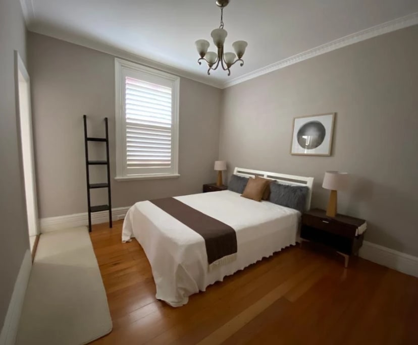 Room for Rent in Chatswood, Sydney 400, Furnished...