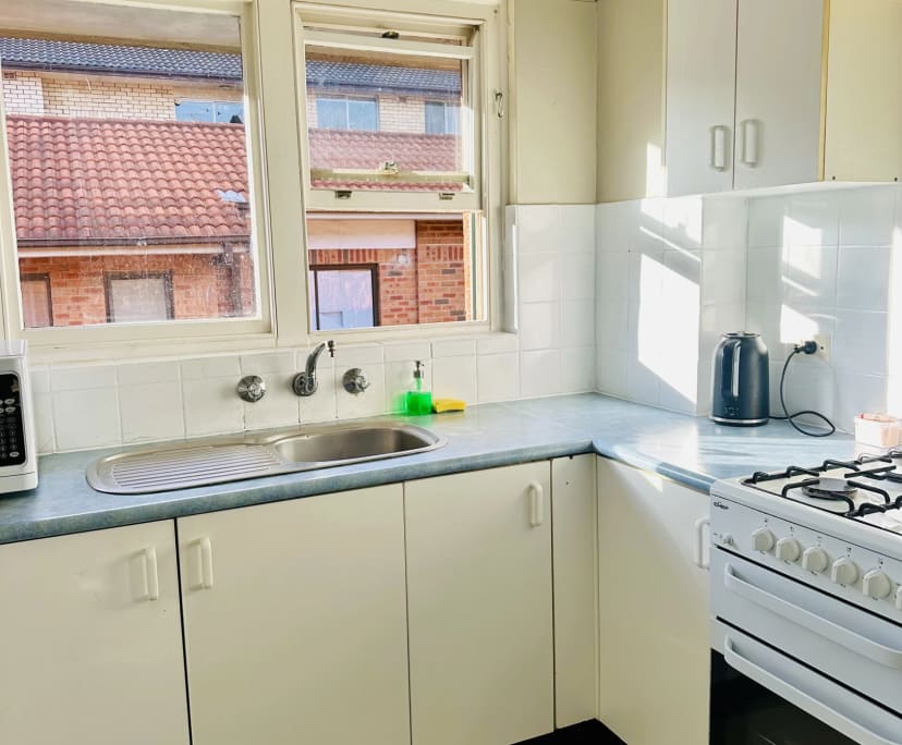 Furnished room in a flatshare
