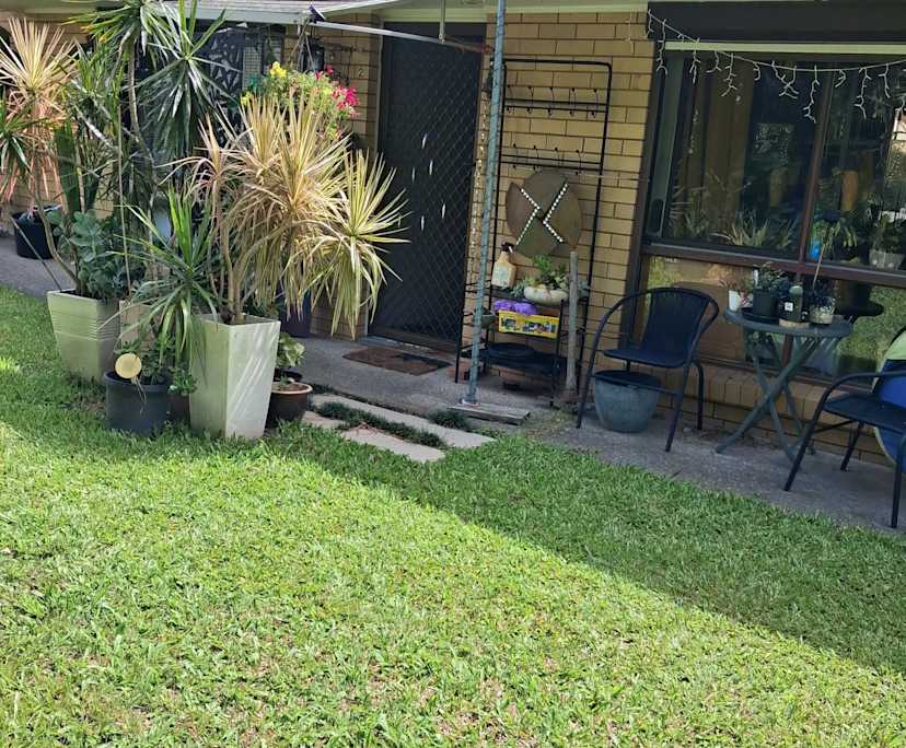 Unfurnished room in a flatshare