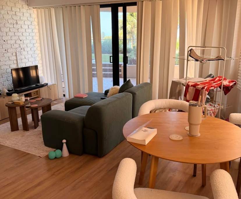$350, Flatshare, 2 bathrooms, Golden Beach QLD 4551