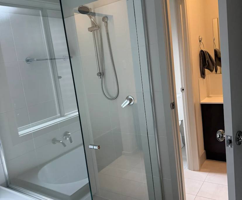 $300, Share-house, 4 bathrooms, Pennington SA 5013