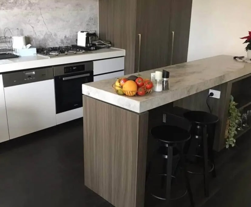 Furnished room with ensuite in a flatshare