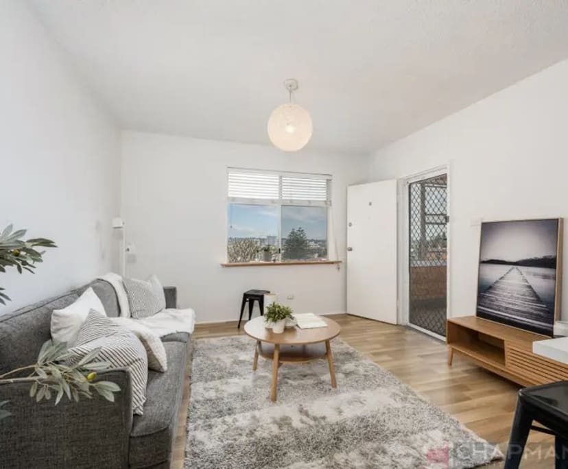 Whole property with 2 rooms for rent