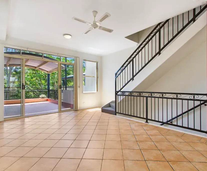 Unfurnished room in a share house