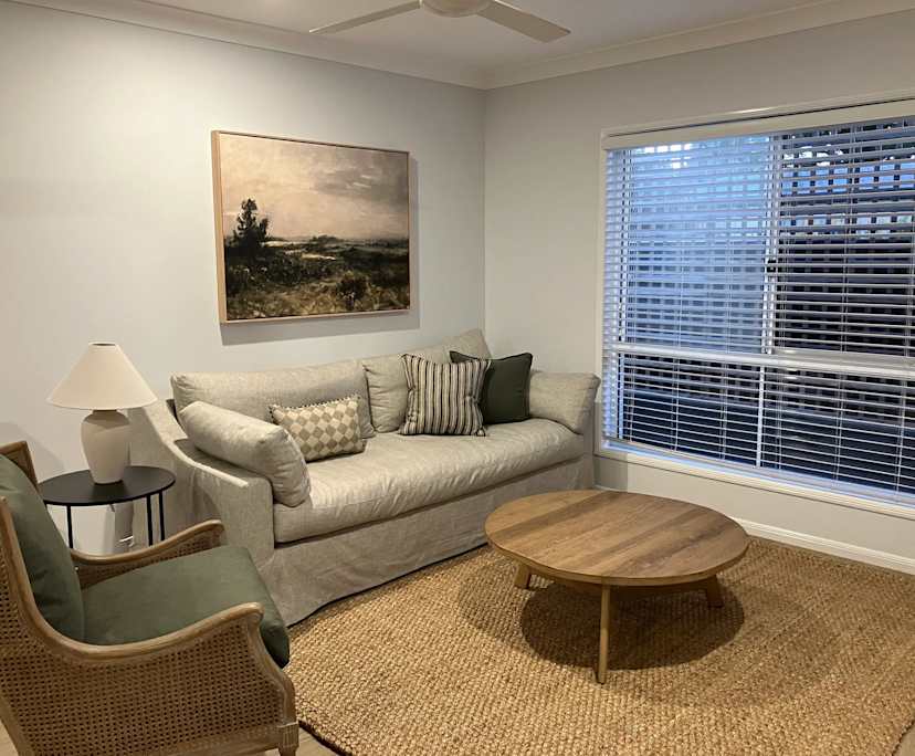 Unfurnished room with own bathroom